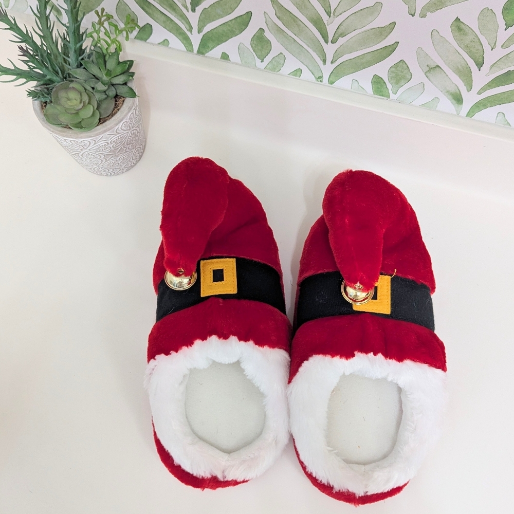 Dan Dee Red Santa Jingle Bell Slippers 8 Christmas